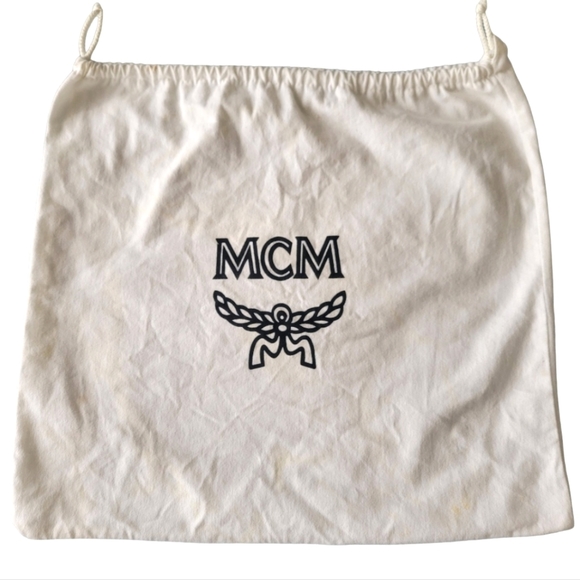 MCM Visetos Boston Black Leather Purse Handbag with Dust Bag & Hang Tag LIKE NEW - Picture 3 of 11